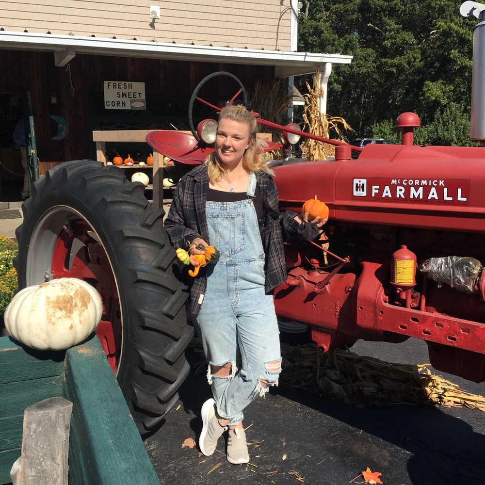 Meet your Posher, Skylar